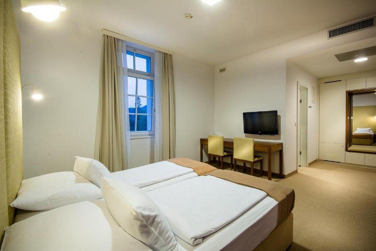 Rimske Terme - Hotel Zdraviliski Dvor Rimske Toplice Ngoại thất bức ảnh