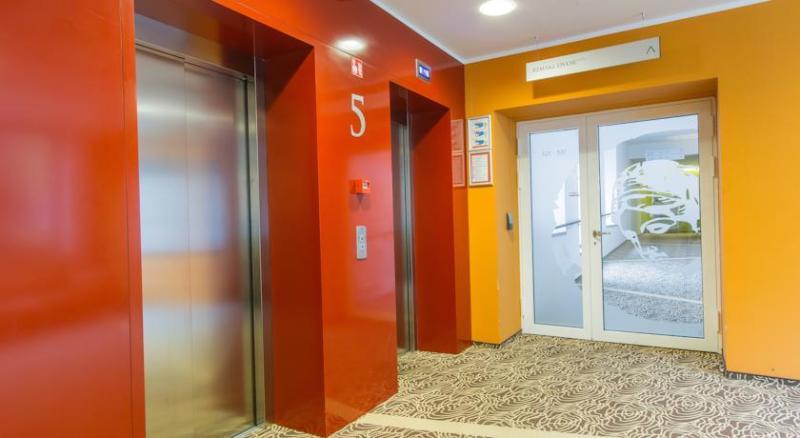 Rimske Terme - Hotel Zdraviliski Dvor Rimske Toplice Ngoại thất bức ảnh