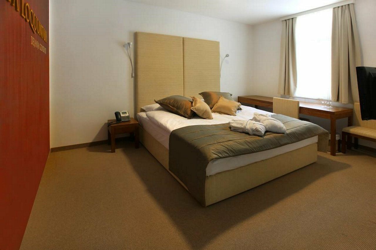 Rimske Terme - Hotel Zdraviliski Dvor Rimske Toplice Ngoại thất bức ảnh